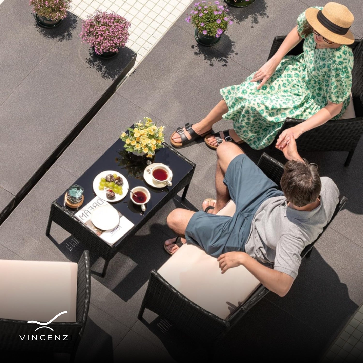 Set Juego De Terraza 4pcs Mesa Sillas Sillon Rattan Vincenzi